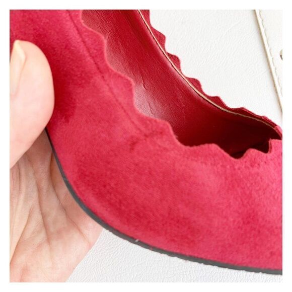 Crown Vintage Red Suede Pumps Scalloped Edges - Picture 7 of 16